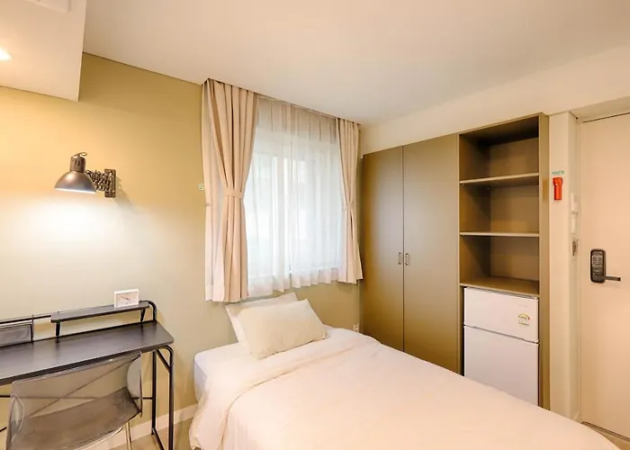 Upflo Hostel